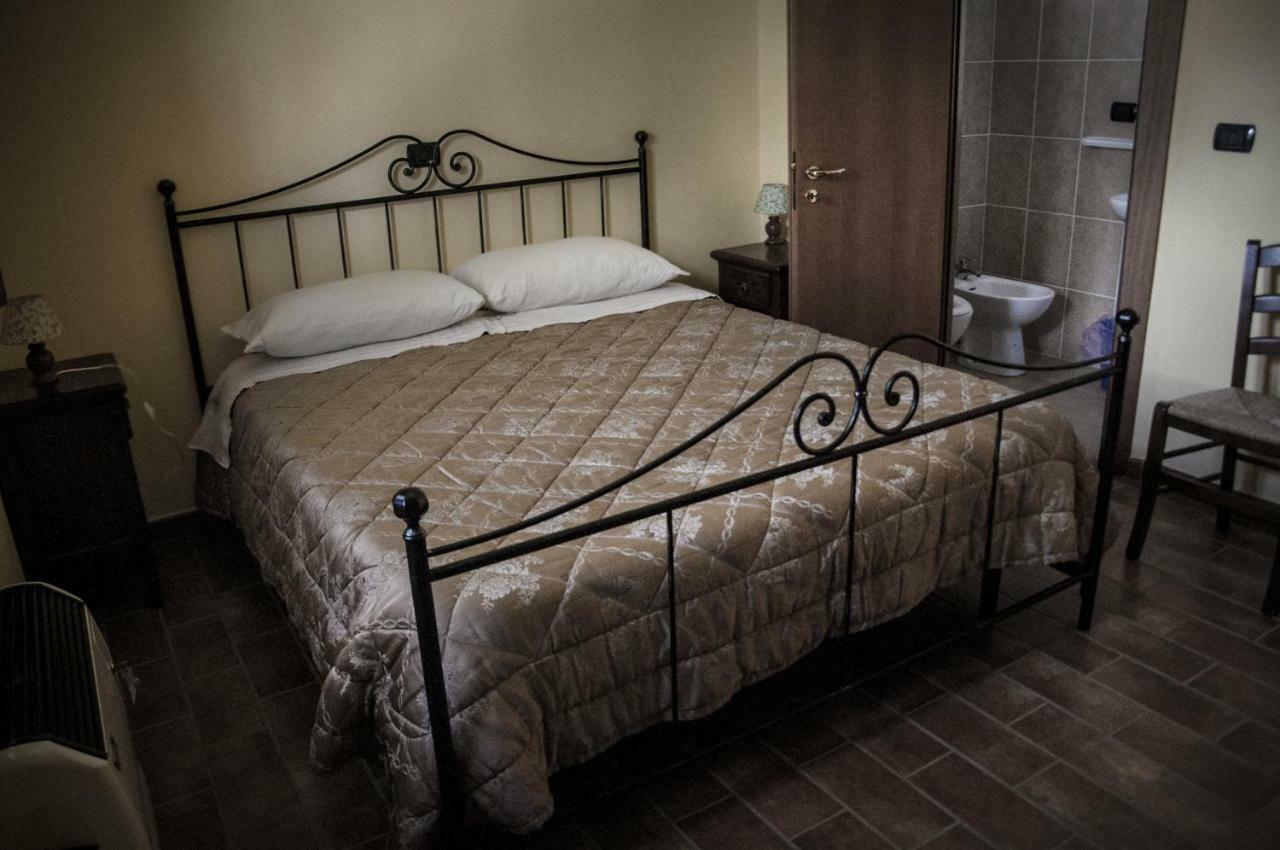 La Locanda Degli Elfi Viggianello Luaran gambar